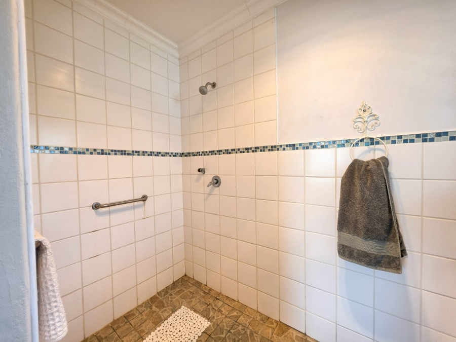 3 Bedroom Property for Sale in Stilbaai Wes Western Cape